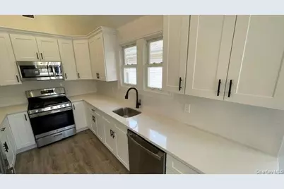 77 Connecticut Avenue, Long Beach, NY 11561 - Photo 12
