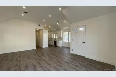 77 Connecticut Avenue, Long Beach, NY 11561 - Photo 22