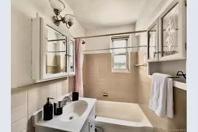 26-21 Union Street #1A, Flushing, NY 11354 - Photo 6