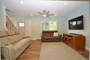 19 Fountain Rd, Rocky Point, NY 11778 - Photo 16