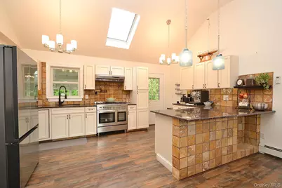 19 Fountain Road, Rocky Point, NY 11778 - Photo 8
