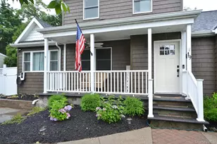 19 Fountain Rd, Rocky Point, NY 11778 - Photo 6