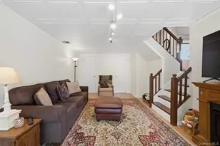 103 East Dr, Massapequa, NY 11758 - Photo 18