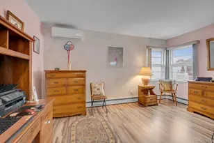 19 Gibson Blvd, Valley Stream, NY 11581 - Photo 12