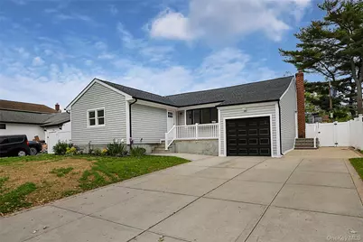 224 Hungry Harbor Road, Valley Stream, NY 11581 - Photo 2