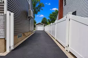 11 Chichester Rd, Huntington Station, NY 11746 - Photo 6