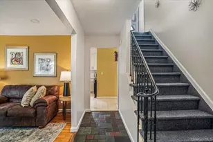 1060 Park Ave, Huntington, NY 11743 - Photo 6