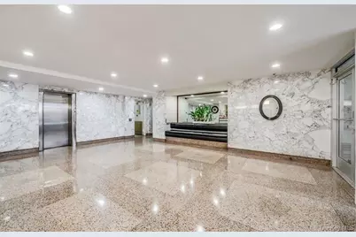 23-20 Bell Blvd #5C, Bayside, NY 11360 - Photo 6