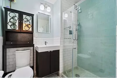 23-20 Bell Blvd #5C, Bayside, NY 11360 - Photo 12