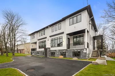 11 Buckman Place #212, Monsey, NY 10952 - Photo 2