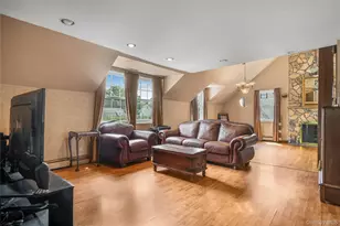 17 Oxford St, Malverne, NY 11565 - Photo 24