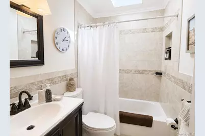 3 Commack Road, Sound Beach, NY 11789 - Photo 16