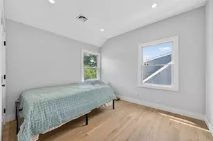534 Riverside Ave, Massapequa, NY 11758 - Photo 18