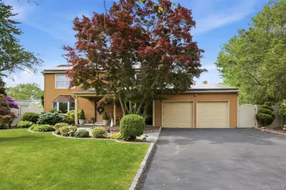 5 Millbrook Court, Stony Brook, NY 11790 - Photo 1