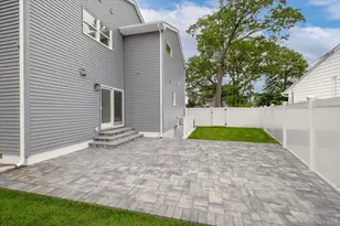 345 Christopher St, Oceanside, NY 11572 - Photo 36