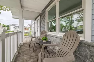 345 Christopher St, Oceanside, NY 11572 - Photo 2