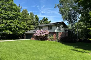5 Maria Ln, Ossining, NY 10562 - Photo 2