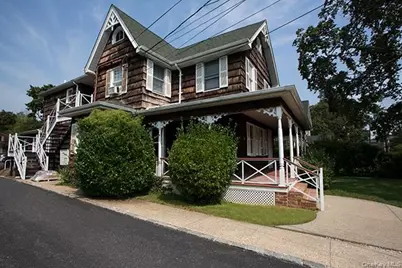 82 Park Avenue #01, Amityville, NY 11701 - Photo 2