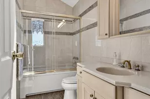 91 Myles Ave, Levittown, NY 11756 - Photo 22