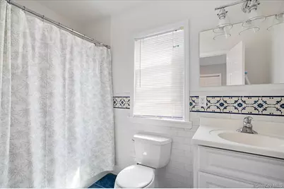 1735 Washington Avenue, Seaford, NY 11783 - Photo 24