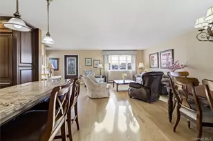 2575 Bayview Ave, Wantagh, NY 11793 - Photo 18