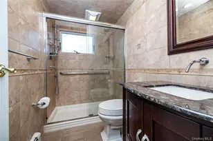2575 Bayview Ave, Wantagh, NY 11793 - Photo 26