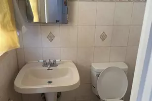 8-27 Hartman Ln, Far Rockaway, NY 11691 - Photo 10
