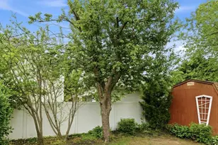 123 Meroke Ln, East Islip, NY 11730 - Photo 30