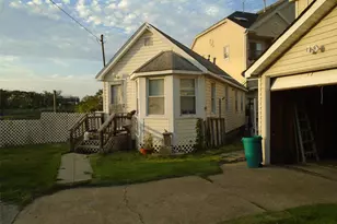 3-06 Seagirt Ave, Far Rockaway, NY 11691 - Photo 42