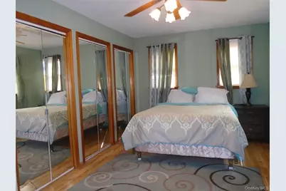 306 Seagirt Avenue, Far Rockaway, NY 11691 - Photo 26