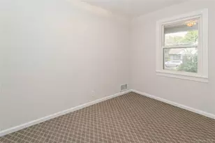 1566 Pebble Ln, Hewlett, NY 11557 - Photo 28