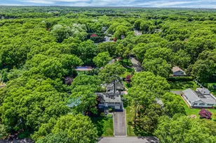74A Hilltop Dr, Smithtown, NY 11787 - Photo 10