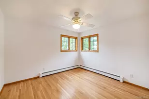 18 Roxbury St, Huntington Station, NY 11746 - Photo 16