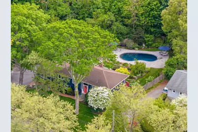 37 McKay Road, Huntington Station, NY 11746 - Photo 40