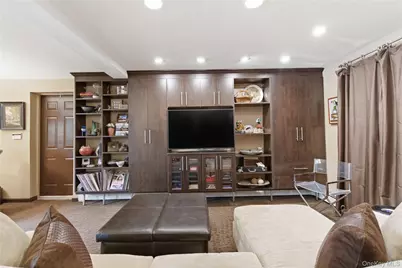 37 McKay Road, Huntington Station, NY 11746 - Photo 24