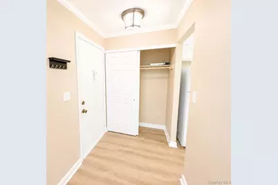 21 Village Park Drive #2A, Fishkill, NY 12524 - Photo 4