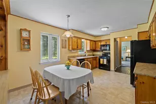 5 Daisy Ct, Airmont, NY 10901 - Photo 12