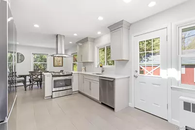 17 Cottage Place, Katonah, NY 10536 - Photo 8