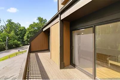 104 Ogden Avenue, Dobbs Ferry, NY 10522 - Photo 12