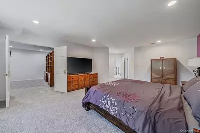 86 Hamlet Drive, Commack, NY 11725 - Photo 20