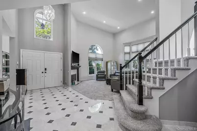 86 Hamlet Drive, Commack, NY 11725 - Photo 6