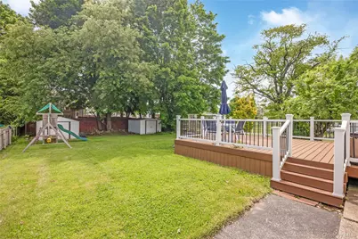 11 Locust Avenue E, Farmingdale, NY 11735 - Photo 22