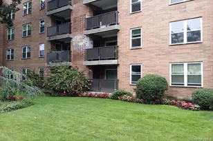 360 Central Ave, Lawrence, NY 11559 - Photo 2