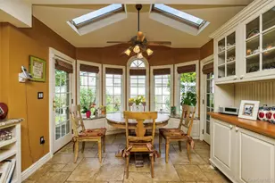 17 Leslie Ln, Smithtown, NY 11787 - Photo 10