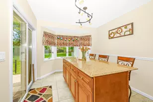 20 Amherst St, Islip, NY 11751 - Photo 10