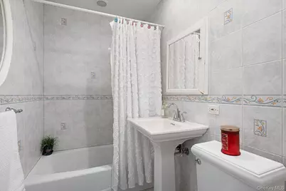 4 Water Lane N, Levittown, NY 11756 - Photo 10