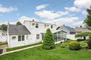 4 Water Ln N, Levittown, NY 11756 - Photo 22