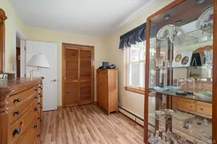 4 Water Ln N, Levittown, NY 11756 - Photo 12