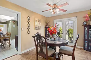 43 Harrison Ave, Hauppauge, NY 11788 - Photo 8