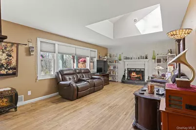 43 Harrison Avenue, Hauppauge, NY 11788 - Photo 6